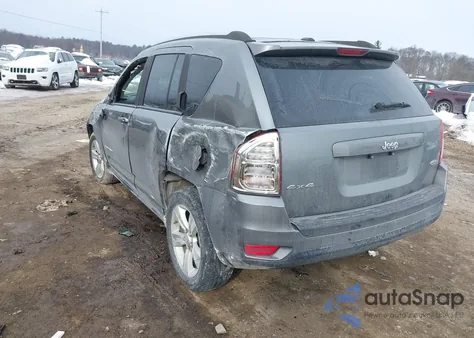 2013 Jeep Compass Latitude z USA, uszkodzony, nr VIN 1C4NJDEB3DD164393